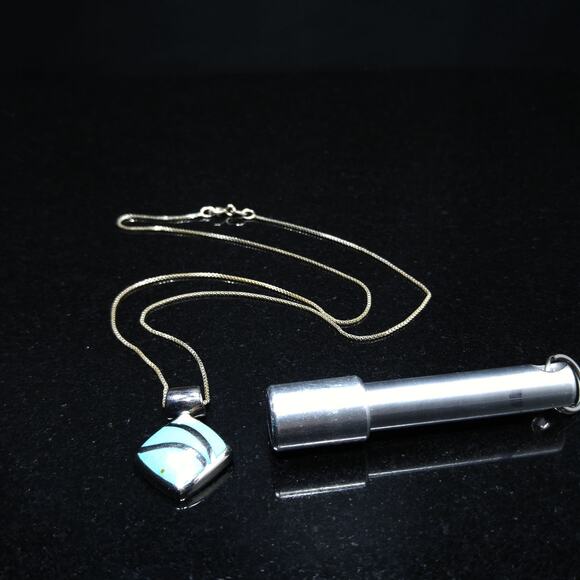 Vintage Lucite Turquoise Pendent Necklace, Sterling Italy Box Chain - Picture 8 of 10